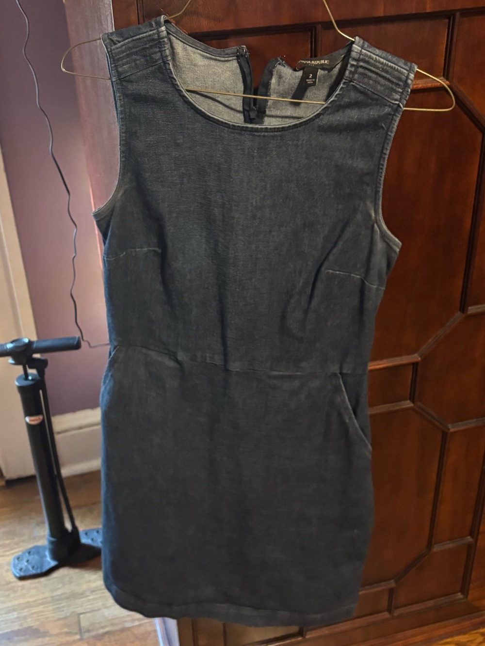 Banana republic denim mini dress with pockets size 2